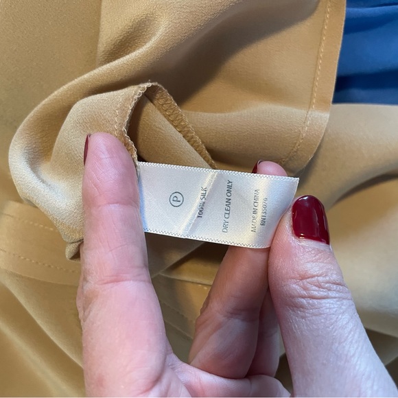 Here’s 3 of 3, perfect condition never worn C Wonder silk blouse. - Picture 4 of 5